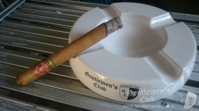 Arturo Fuente King T Natural4