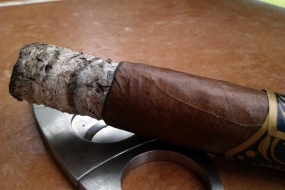 Maxum Belicoso