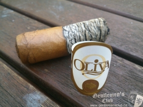 Oliva Connecticut Reserve Robusto 8