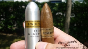 Romeo Y Julieta Petite No. 2