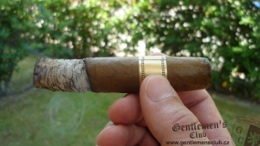 Romeo Y Julieta Petite No. 2