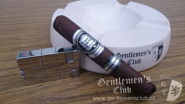 Pinar Del Rio Liga Especial Reserva Superior robusto