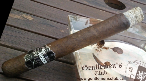 Doutníky Gurkha Widow Maker Maduro Churchill