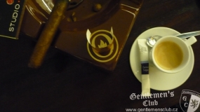 Oliva Cigar Lounge - Cigarrenmagazin