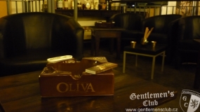 Oliva Cigar Lounge - Cigarrenmagazin